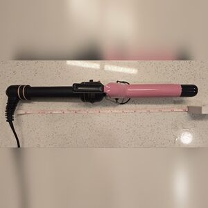 Hot Tools Pink and Black Curling Iron
